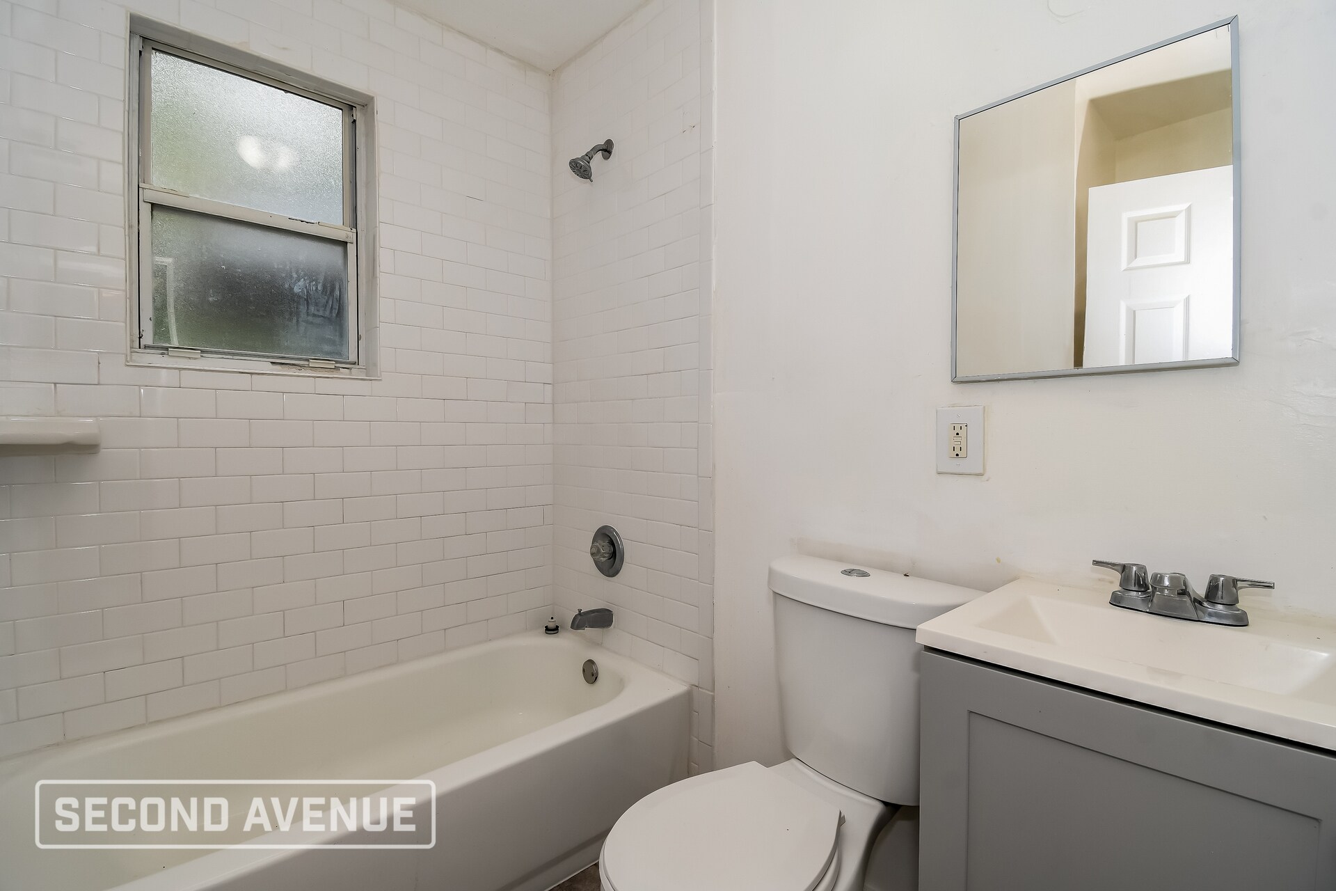 Building Photo - 3013 Imperial St