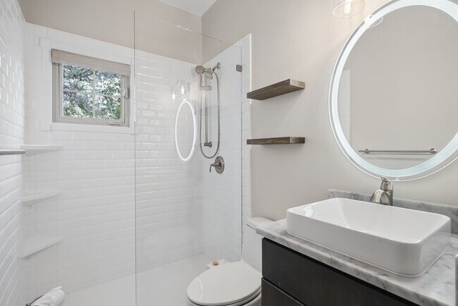 Building Photo - 4184 New Moon Cir