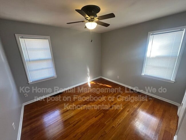 Building Photo - 5216 NE 44th St