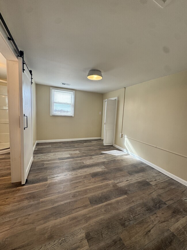 Building Photo - 501 Webb Ridge Rd