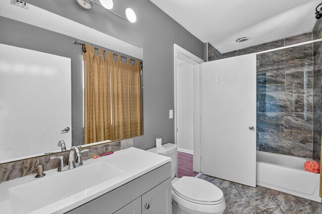 Building Photo - 8332 Bermuda Sound Way