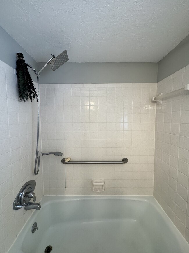 Building Photo - 927 Lemon Bay Dr