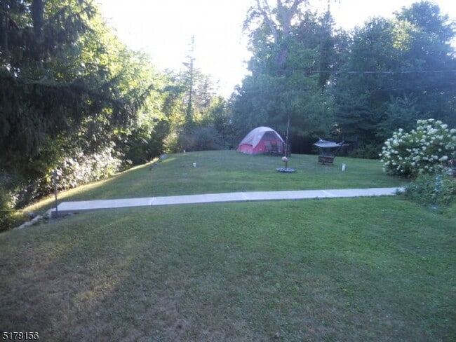 Building Photo - 50 Cedar Brook Rd