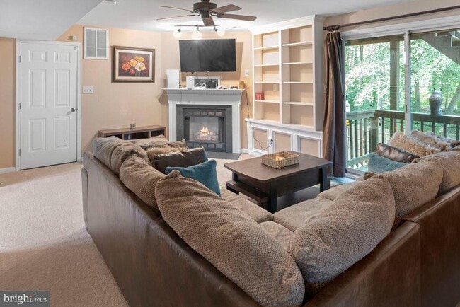 Building Photo - 10603 Eden Brook Dr