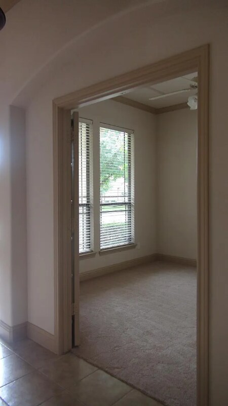 Building Photo - 6783 San Fernando