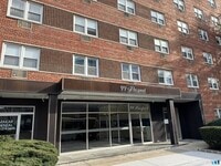 Building Photo - 99 Prospect St