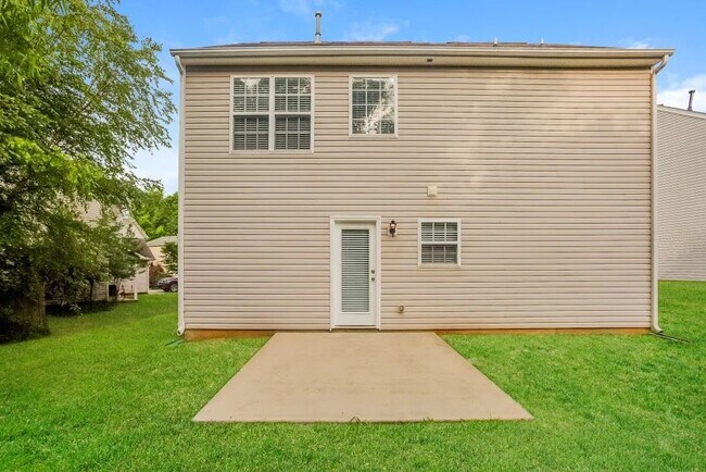 Building Photo - 1409 Cedar St