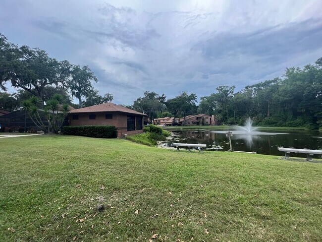 Building Photo - 44 Park Pl