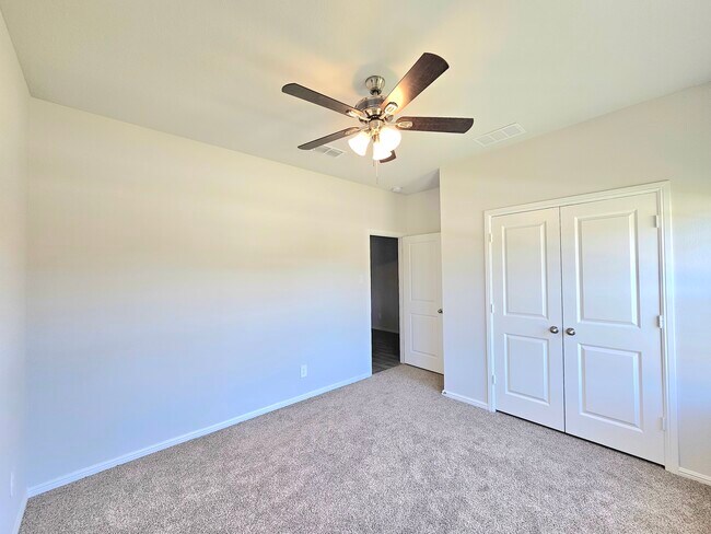 Building Photo - 5449 Red Fern Ln