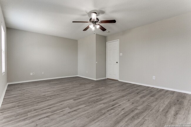 Building Photo - 16311 Kentucky Ridge