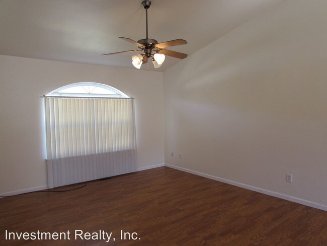 Building Photo - 3 br, 2 bath House - 101 Valley Way Dr.