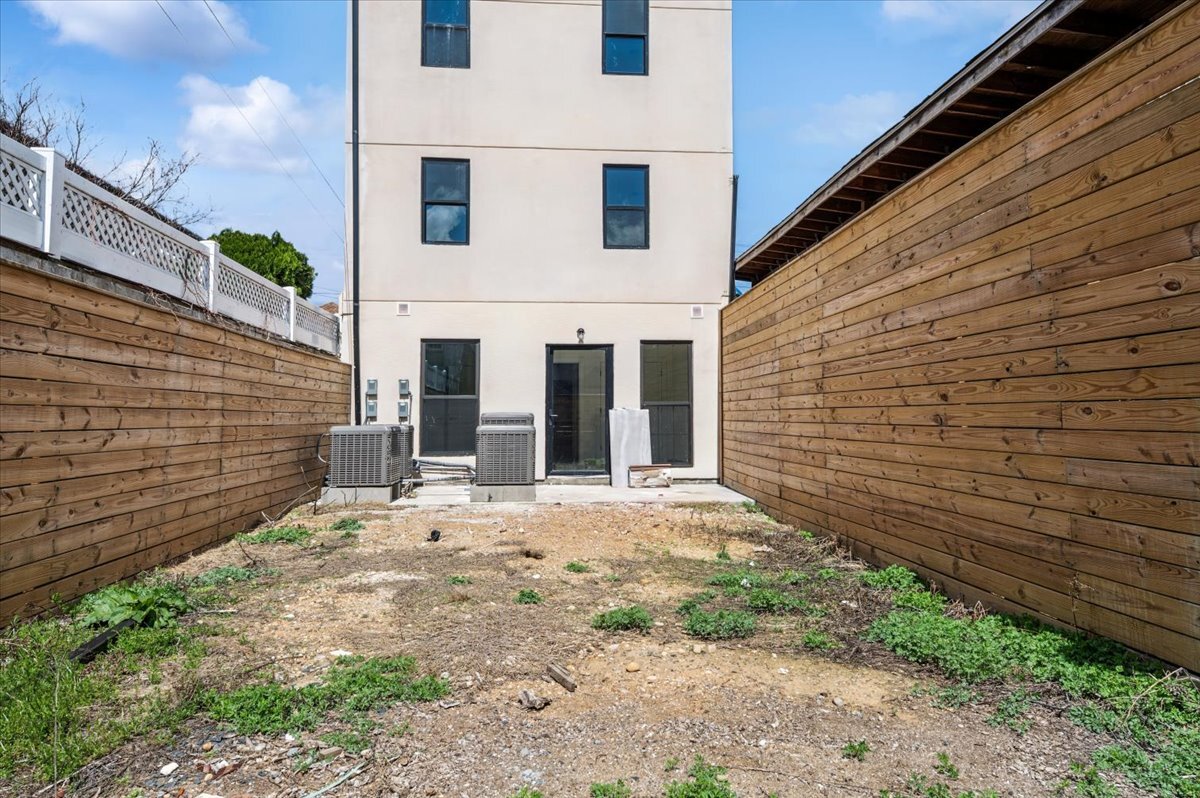 Building Photo - 218-36 133rd Rd