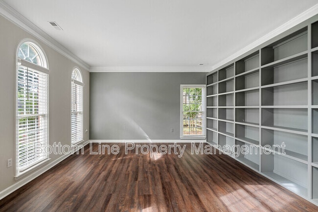 Building Photo - 1500 Candlewyck Ct