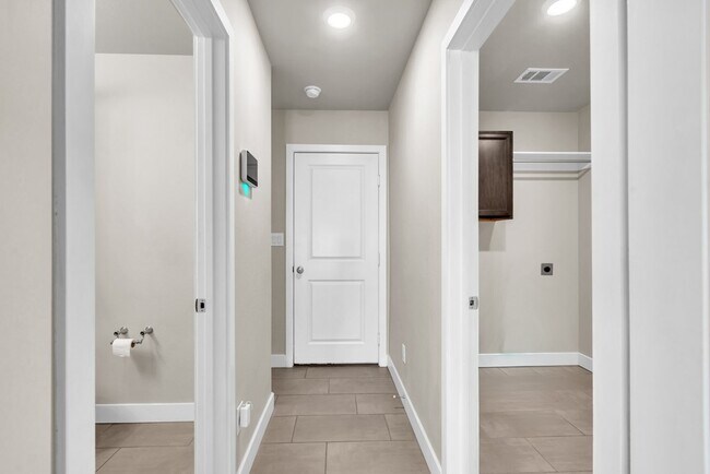 Building Photo - 9044 Antelope Ave