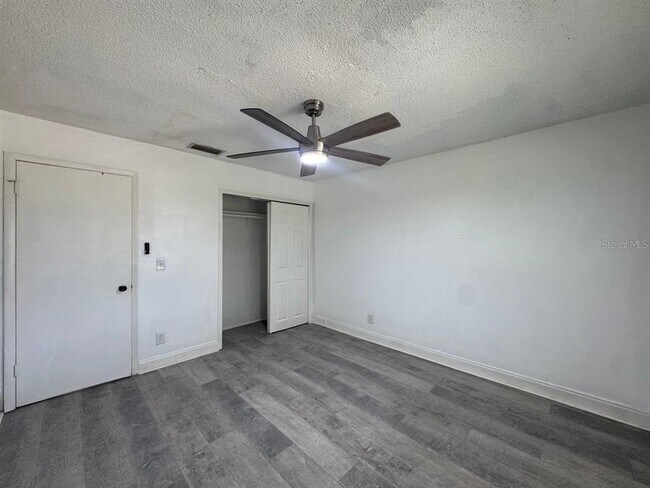 Building Photo - 5102 Lawnton Ct