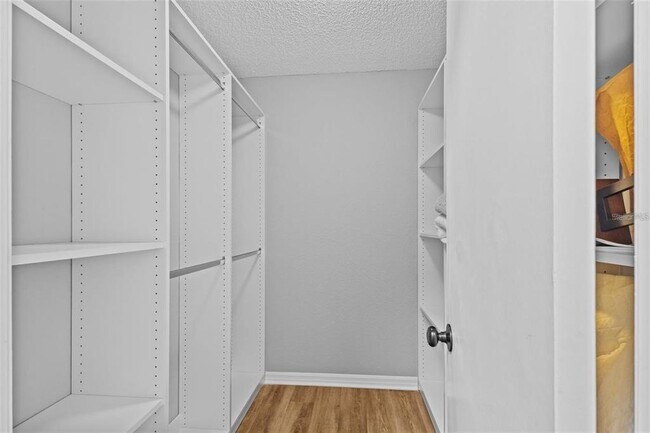 Building Photo - 10265 Gandy Blvd N