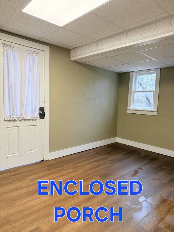 Building Photo - 1023 W 21st St