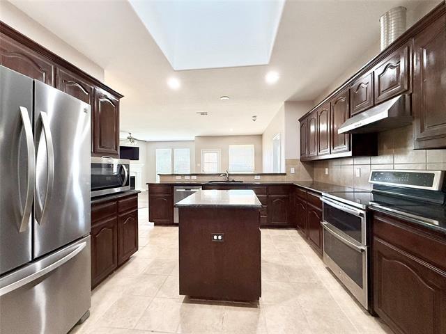 Building Photo - 8301 Water Buck Run