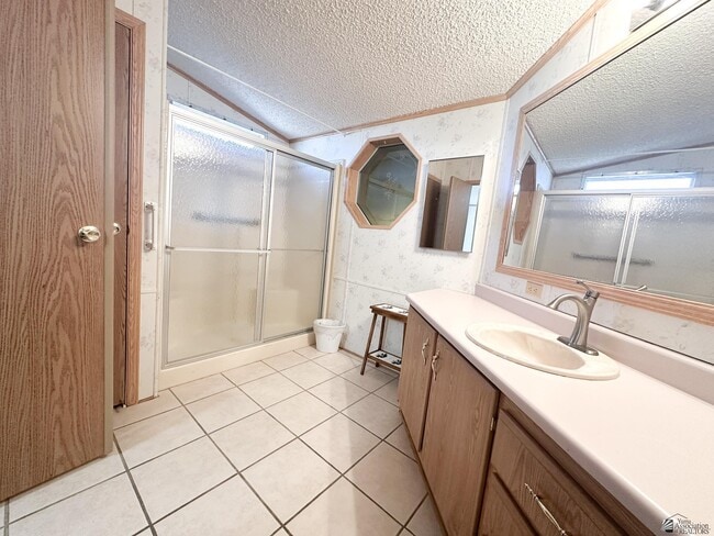 Building Photo - 13440 E 46th St