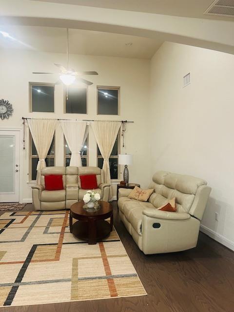 Building Photo - 4429 Casa Robles Dr