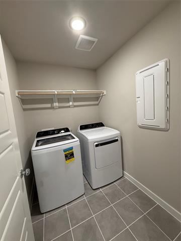 Building Photo - 718 Tidal Dr