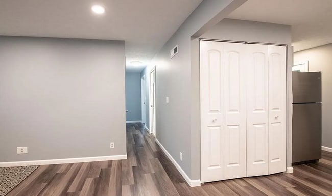 Building Photo - Fully Remodeled 3 Bedroom, 3 Bath Close To Purdue!