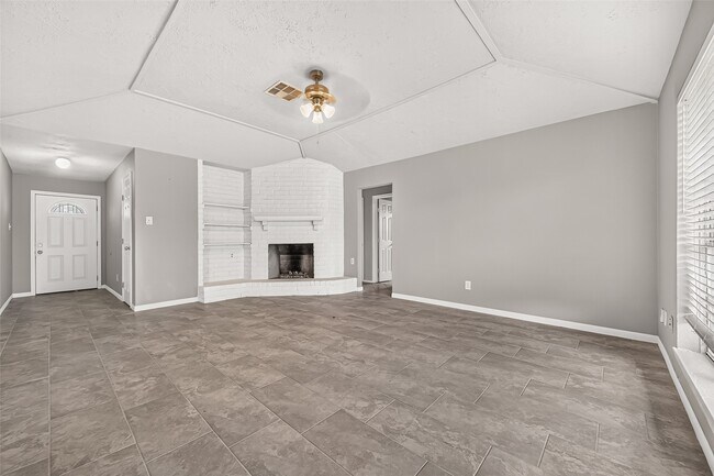 Building Photo - 9903 Towne Tower Ln