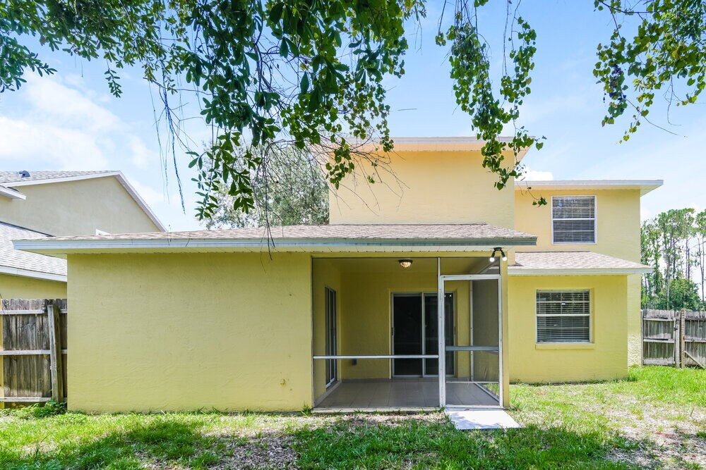 Building Photo - 4728 Alexis Dr