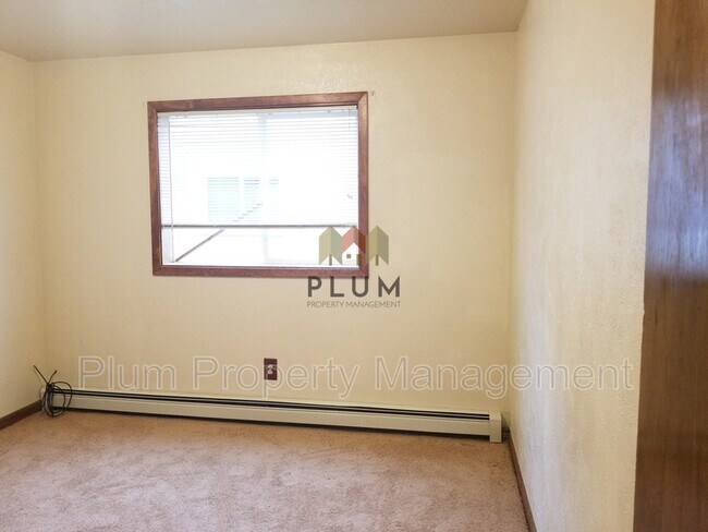 Building Photo - 720 Turner St