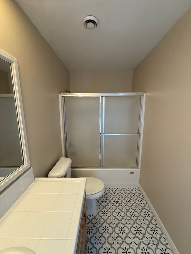 Building Photo - 5704 Pine Canyon Dr