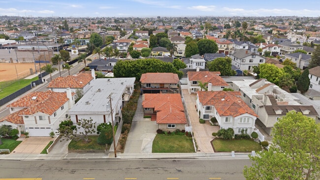 Building Photo - 2118 Ernest Ave