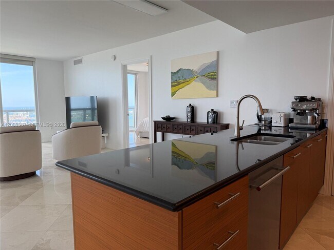 Building Photo - 50 Biscayne Blvd