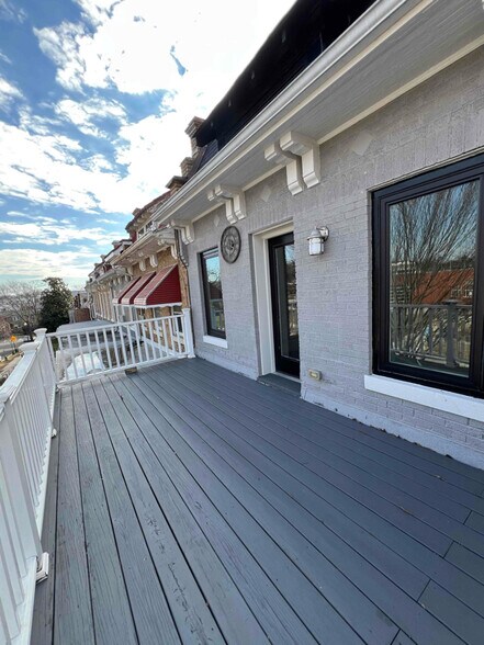 Building Photo - 1335 Childress St NE