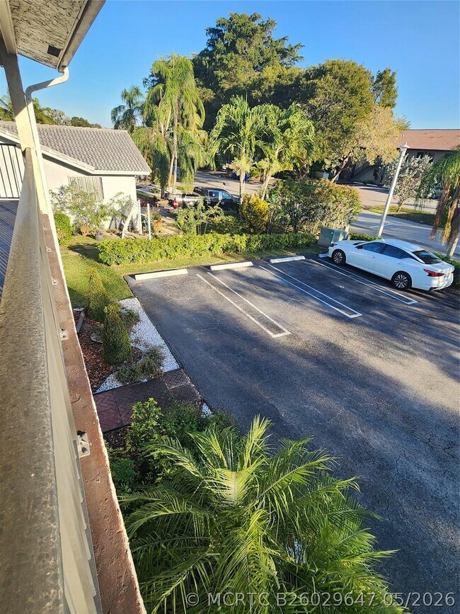 Building Photo - 8705 NW 38th Dr