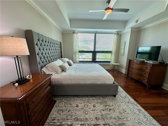 Building Photo - 9115 Strada Pl