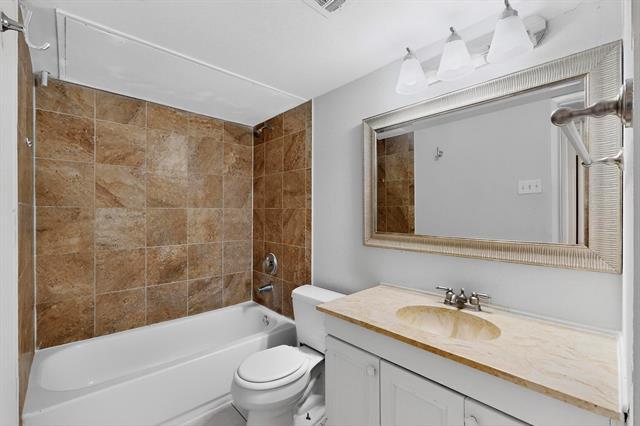 Building Photo - 4009 Providence Dr