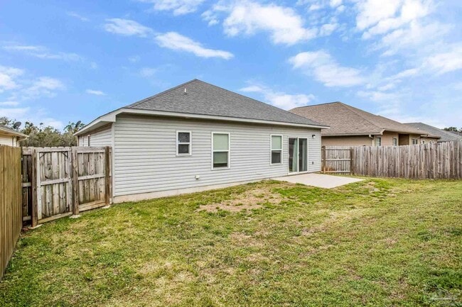 Building Photo - 970 John Deere Ln