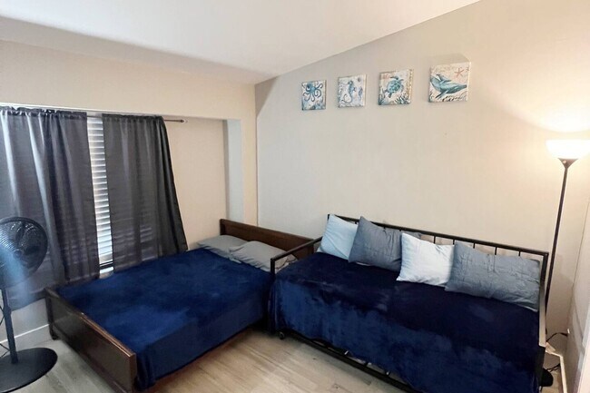 Building Photo - 4302 Brigadoon Cir