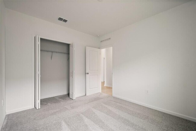 Building Photo - 7479 SANDSTONE Dr
