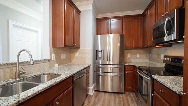 Kitchen - 426 Waterford Lake Dr