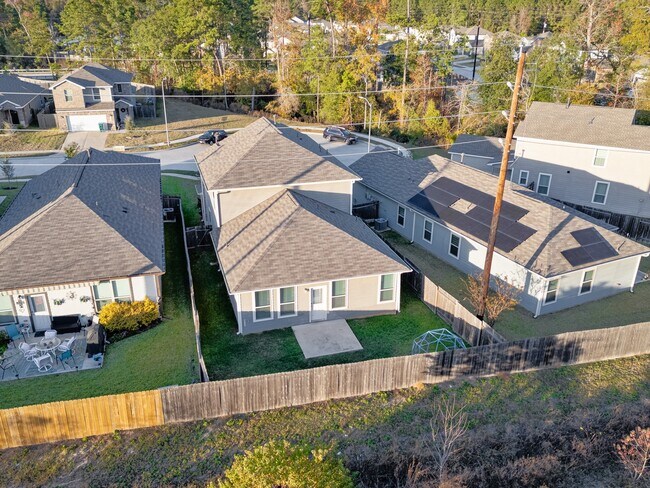 Building Photo - 10711 Catclaw Ct