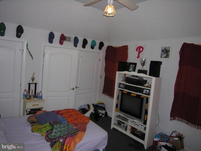 Building Photo - 3883 Manayunk Ave