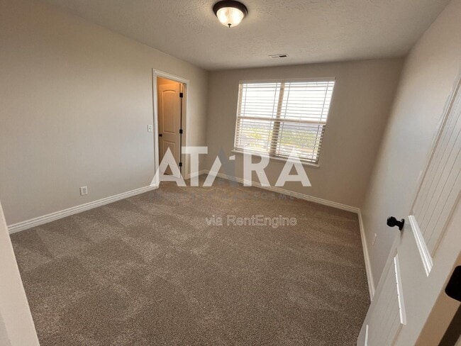 Building Photo - 7845 Ruby Valley Dr