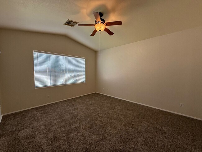 Building Photo - Gated Northshore Community Single Story Three Bedroom plus Den