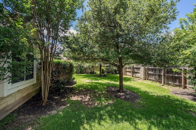 Building Photo - 29000 Bay Hill Ct