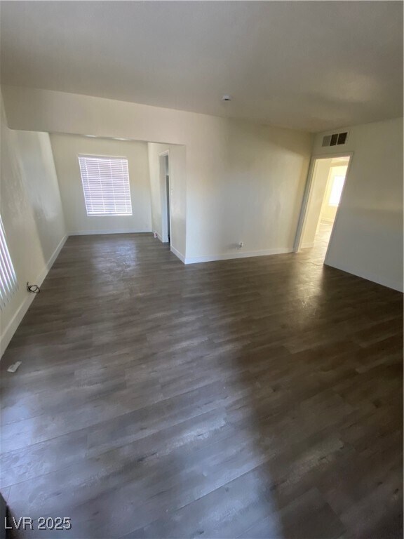 Building Photo - 1711 Santa Paula Dr