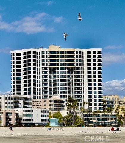 Building Photo - 1310 E Ocean Blvd