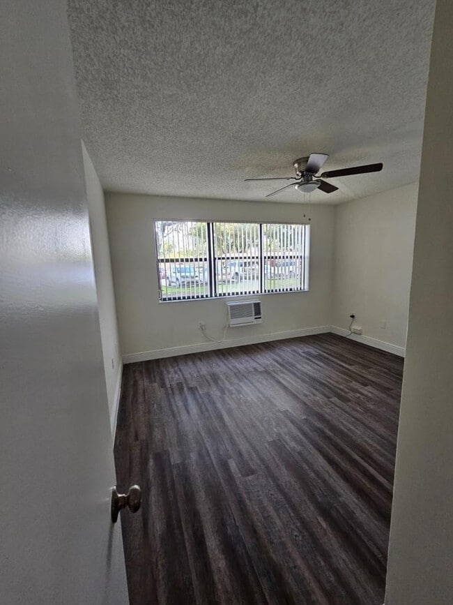 Building Photo - 18335 NW 68th Ave