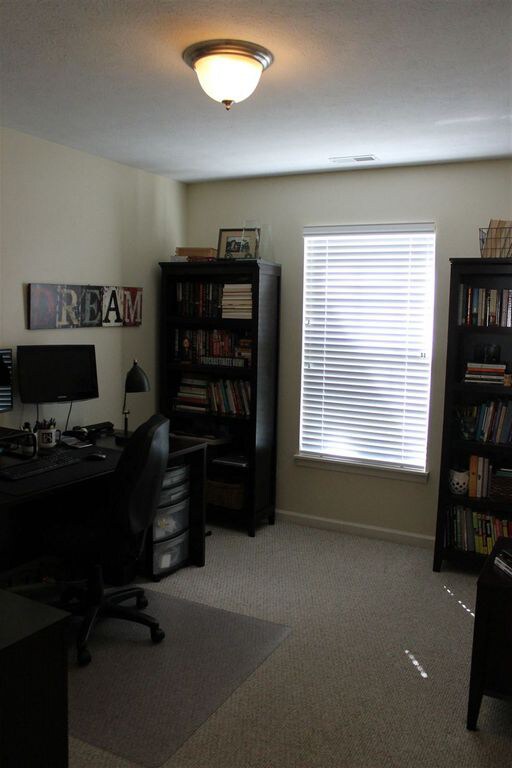 Building Photo - 3765 Ellison Dr