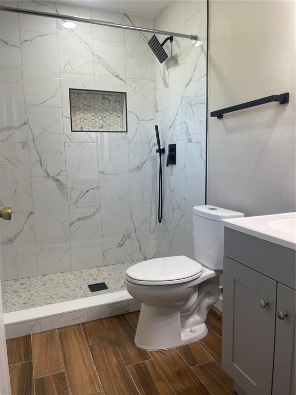 Building Photo - 18 Starling Dr